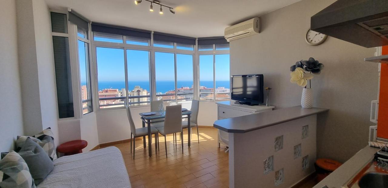 APARTAMENTO CENTRAL con 1 DORMITORIO, 3 PERSONAS con VISTAS Torremolinos Exterior foto